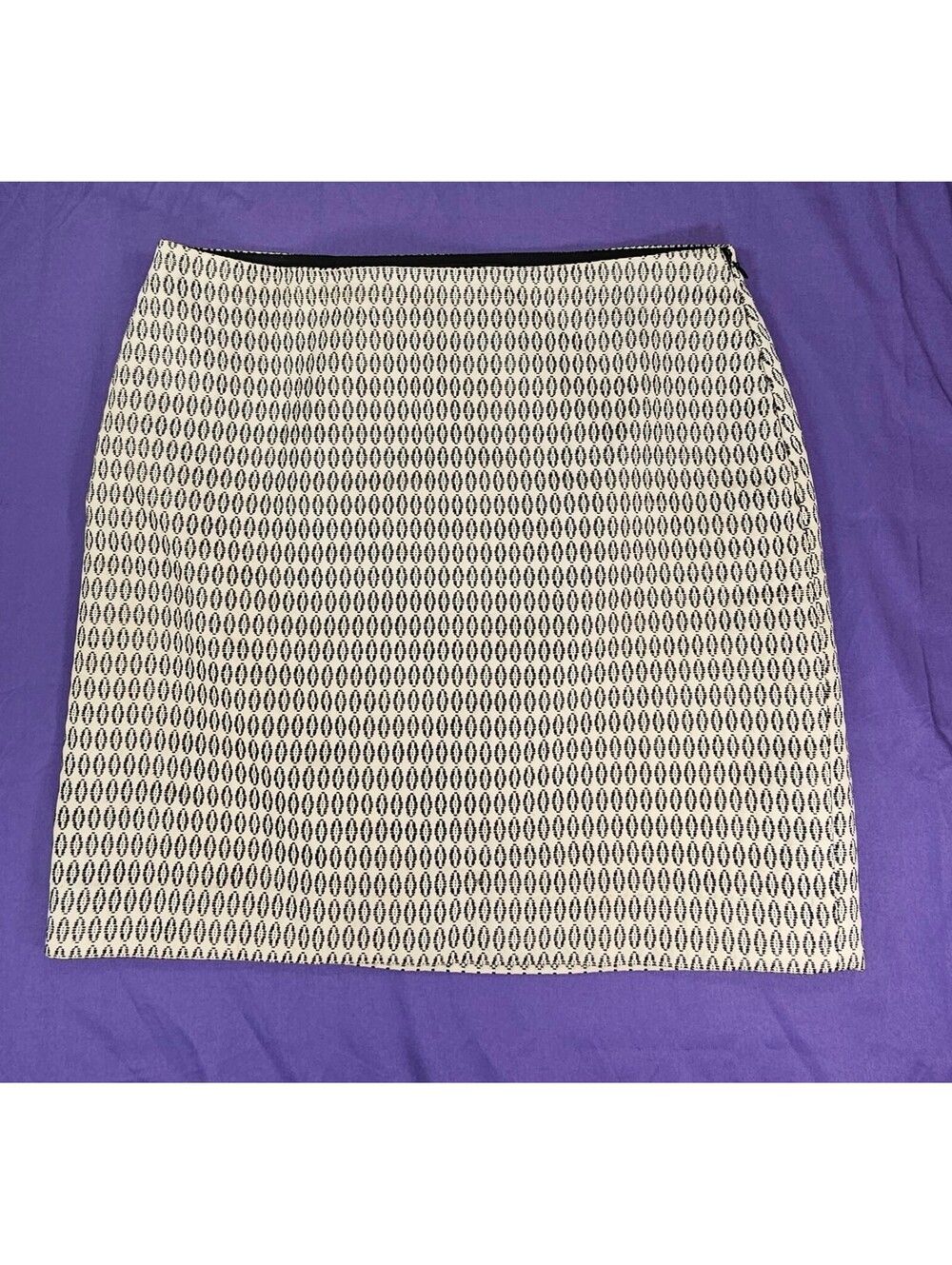 Ann Taylor Skirt Size 8 Black Ivory Geometric Cotton Pencil Fully Lined Career
